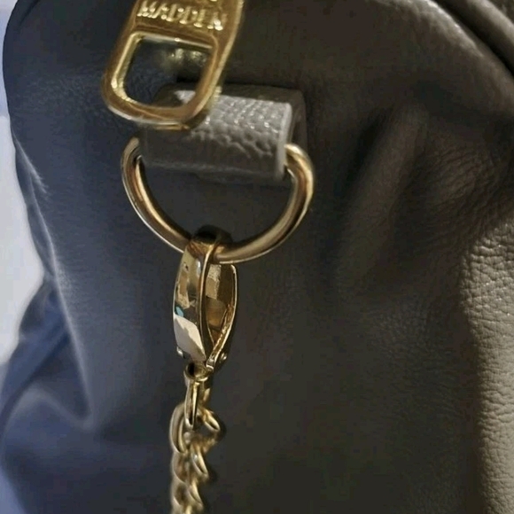 Steve Madden Gray Large Shoulder Tote  Purse With Coin Bag Leather  Gold Chain - Picture 5 of 11